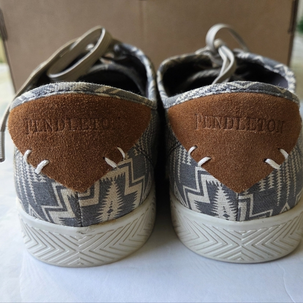 Gray Pendleton Cape Coral Canvas Sneakers - Picture 4 of 10